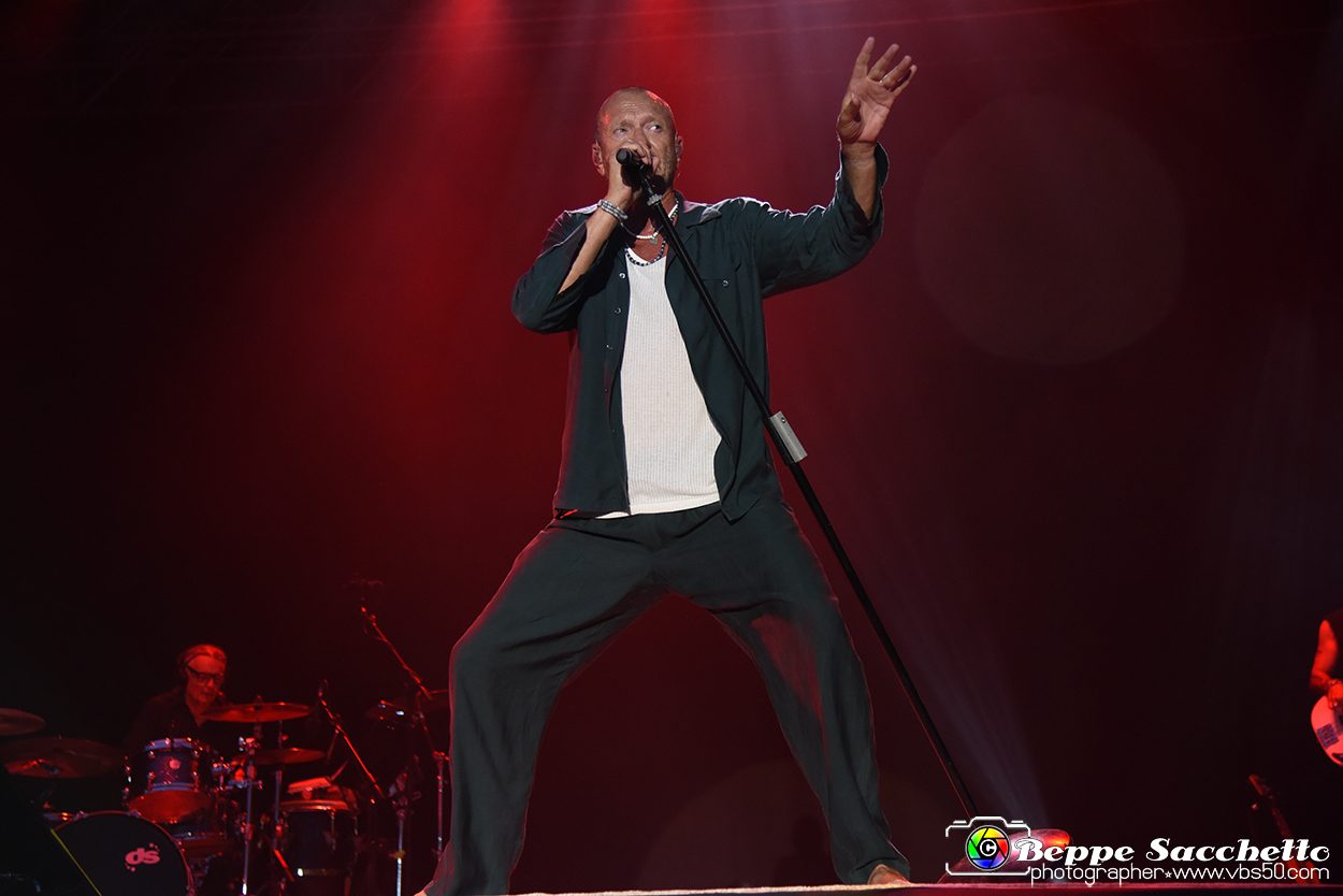 VBS_0902 - Concerto Biagio Antonacci - Palco Centrale Tour 2023.jpg